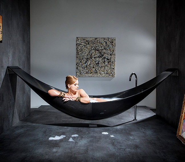 The Hammock Bathtub