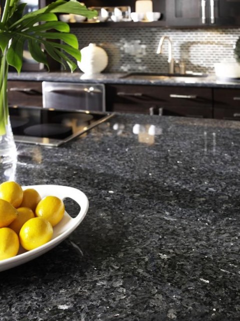 How to Pick the Right Kitchen Worktop - Granite Worksurface