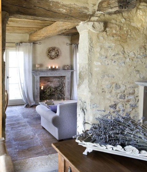 Inspiration to Give Your Home a Cottage Look - Tuscany Cottage Interior