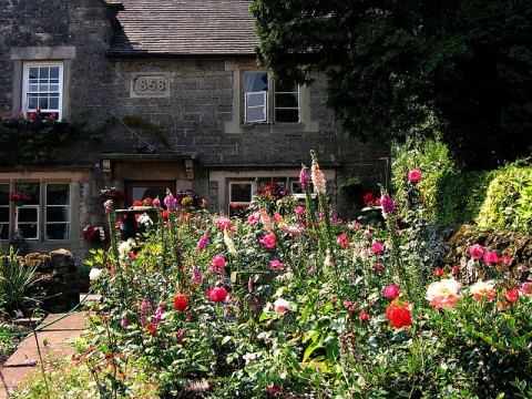 6 Ways To Add Value To The Exterior Of Your Property - Cottage Garden