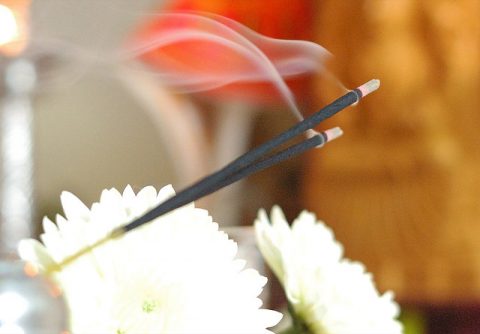 6 Ways To Add Scented Aromas To Your Home - Incense sticks
