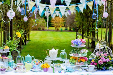 Keeping Your Garden Lush And Green in 2016 - Image From EnglishWedding.com