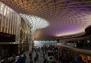 King's Cross Western Concourse - Photo by Peter G Trimming