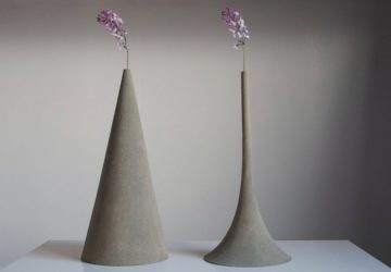 Sand Vases by Yukihiro Kaneuchi - Image taken from contemporist.com