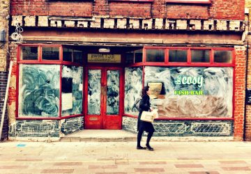 In transition, Whitecross Street - Photo by Stefan Ferreira