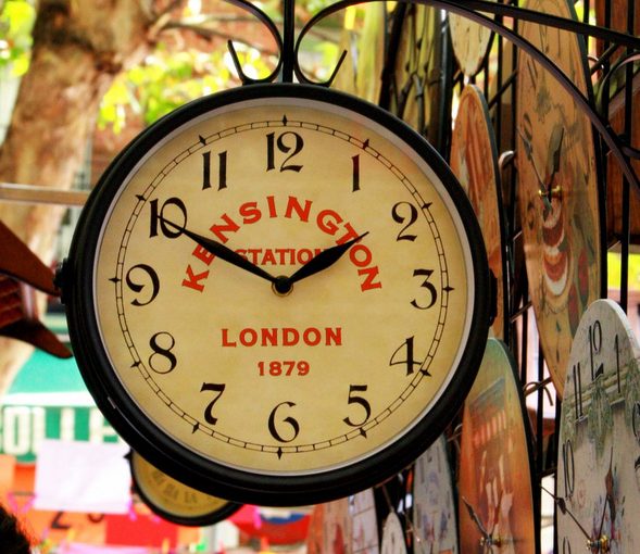 Kensington Station Clock - Photo by dee_gee