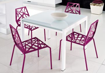 Mix Atra - Small designer table and dining chair set - Photo from Fads