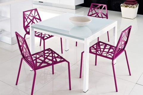 Mix Atra - Small designer table and dining chair set - Photo from Fads