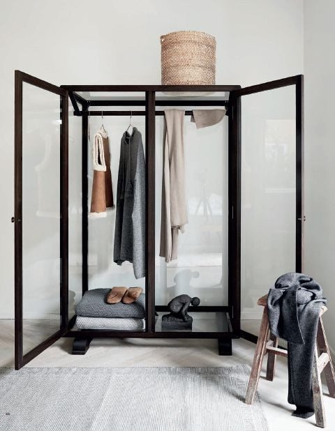 Glass wardrobe