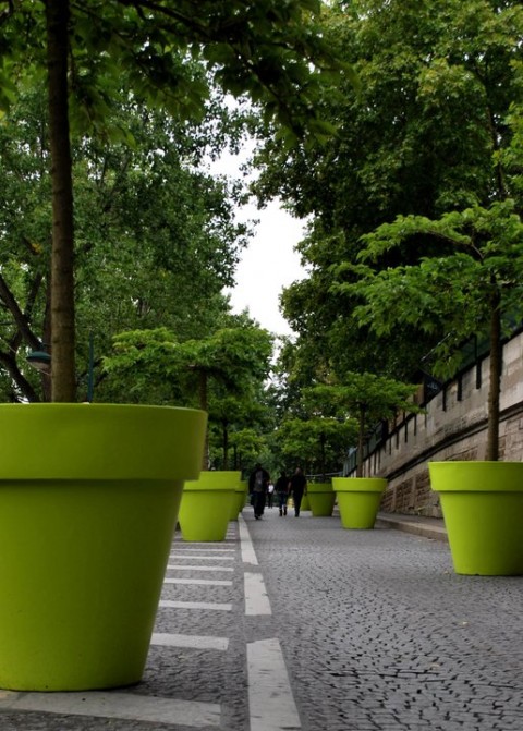 Giant plant pots - Terra Form