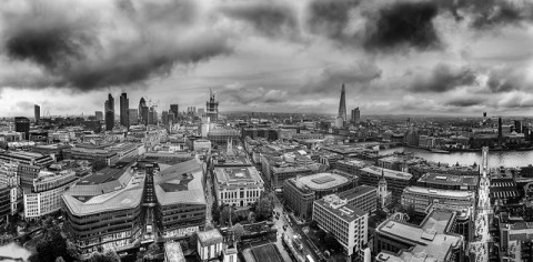 London Panorama in black and white - by Luc Mercelis