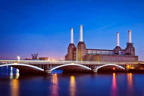 Battersea Power Station from Chelsea Bridge London UK - by Mark Colliton