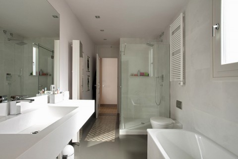 White Bathroom- By Lucas Fox Barcelona