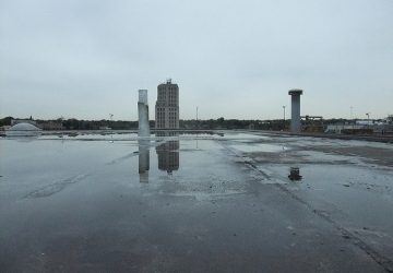 Ponding on flat roof - Photo by crowbert