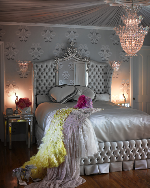 Luxurious Silver Bedroom