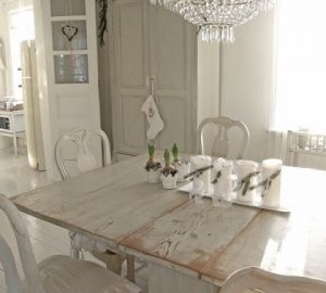 Creating A Shabby Chic Dining Room