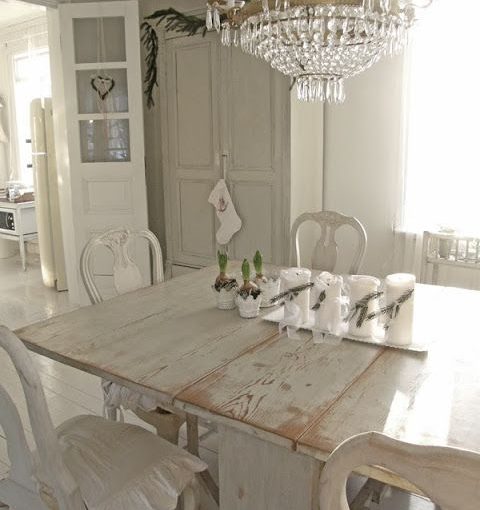 Creating A Shabby Chic Dining Room, Shabby Chic Dining Room Lighting