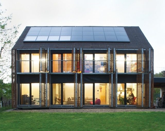 What You Need To Know About Solar Panels In The UK
