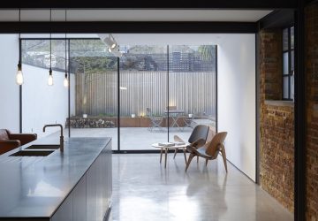 How Concrete Flooring Can Help You Achieve The Minimalist Look - Concrete Floor - Giles Pike 25 Sewdley Street - Image From The Architects Journal