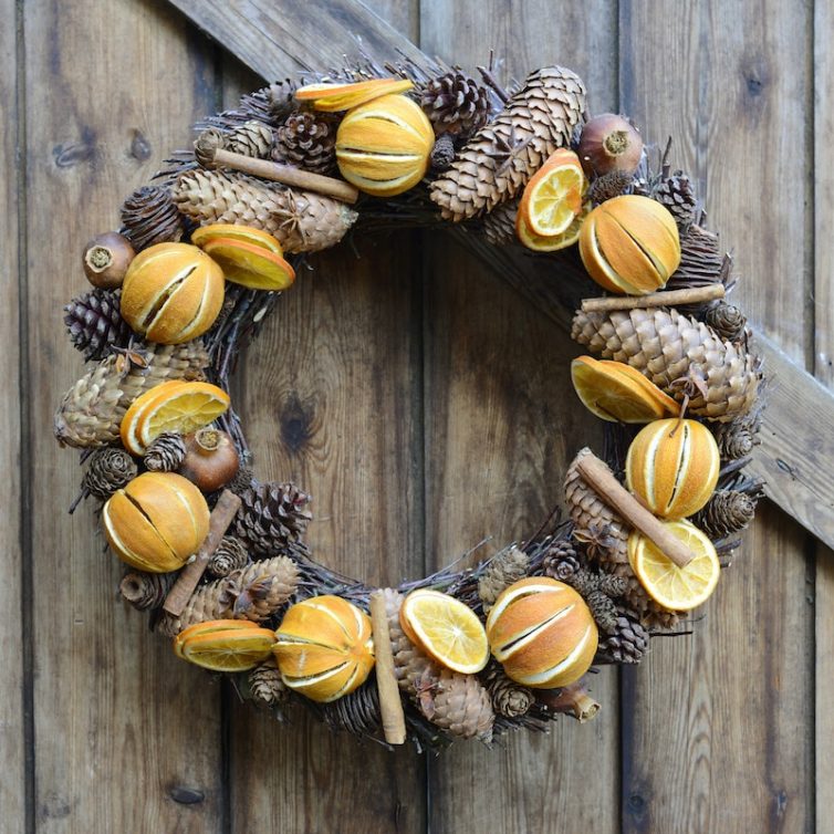 Christmas Wreaths To Suit Every Style - Orange Christmas Wreath - Via cotswoldgrey.com