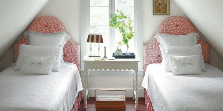 5 Clever Space-Saving Ideas For Small Bedrooms - Image From ElleDecor.com - Photo By William Abranowicz