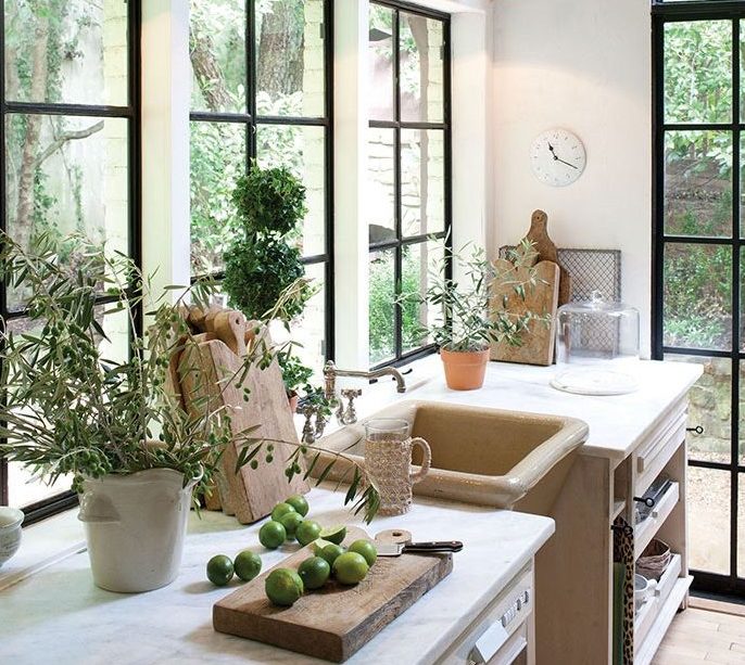 The Insider's Guide to Getting New Windows -Image From apartmenttherapy.com