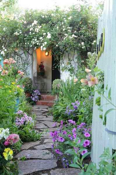 Front door and entry garden style tips – how to make a stunning entrance