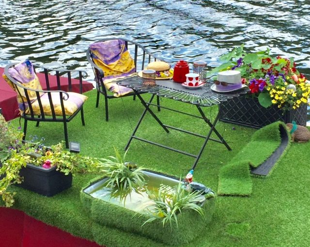 Creative Uses Of Fake Lawn