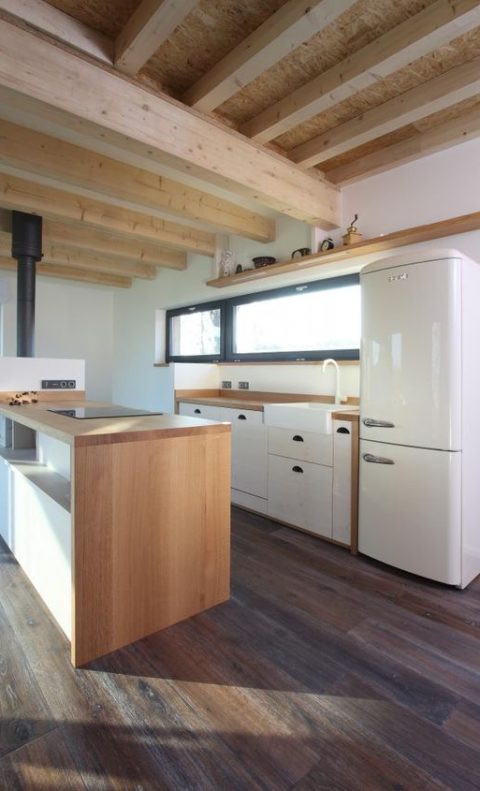 How to Stop Your Fridge Producing so Much Condensation - Image From ArchDaily.com