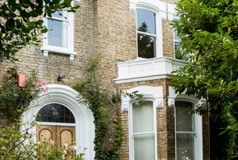 Moving Home: A Quick Guide to Conveyancing Fees