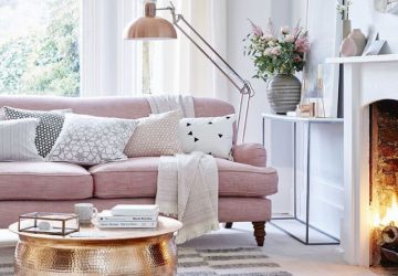 How To Choose Stylish Living Room Furniture - Image From House Beautiful - By Mark Scott