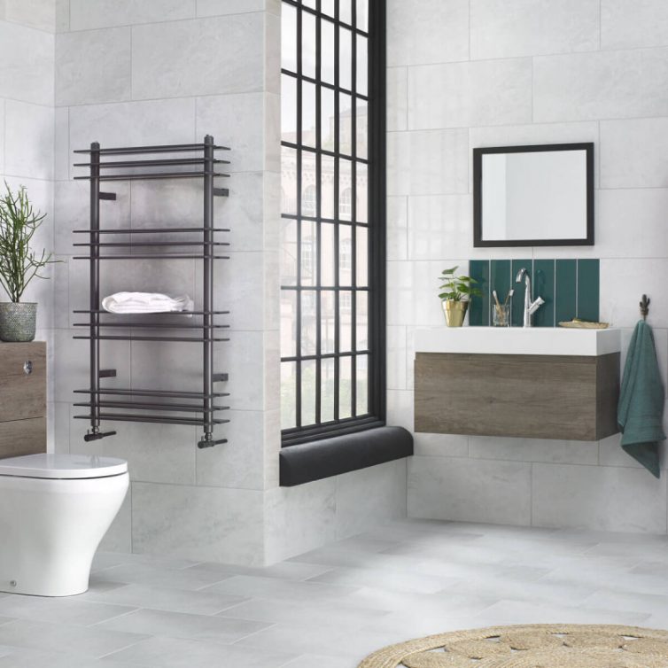 Wet Room Designs For Small Spaces - Image From BritishCeramicTile.com