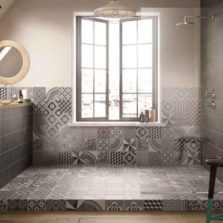 Wet Room Designs For Small Spaces - Image From BritishCeramicTile.com