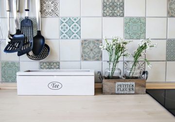 Tip #1 - Kitchen Tiles