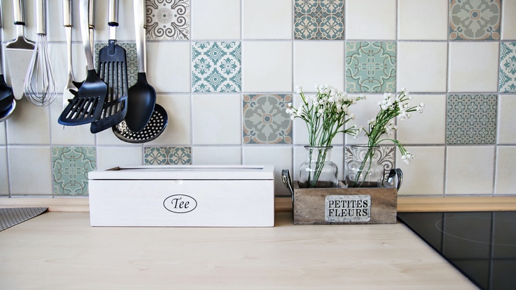 Tip #1 - Kitchen Tiles