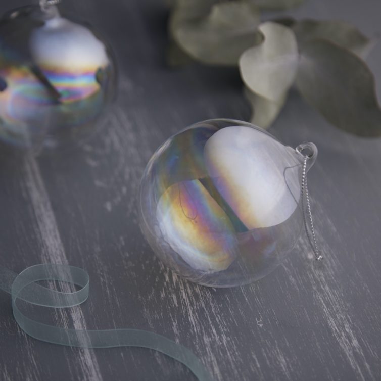 Soap bubble baubles