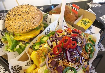 A European Travel Guide For Vegan Foodies - Vegan Junk Food Bar Amsterdam - Burger, Overloaded Fries, Bitterballen – Image © CSW