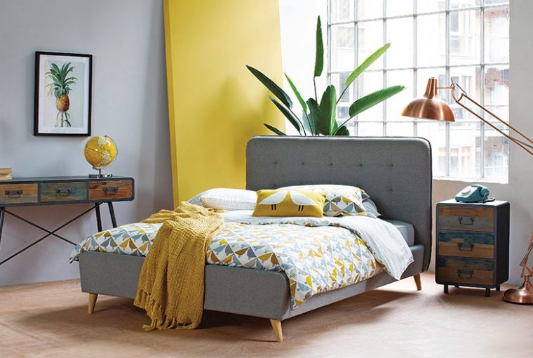 3 Easy Ways To Adapt Your Bed To Ease Back Pain - Image Via hellomagazine.com - Photo: Harvey Norman