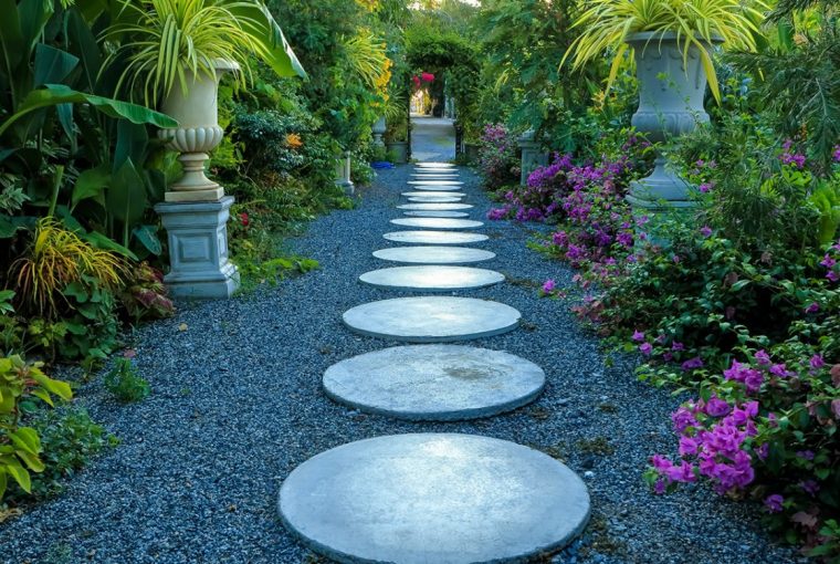 Garden circular paving stone
