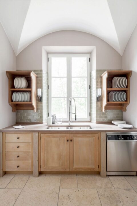 Tuscan Kitchen. Sandstone pillars and worktops