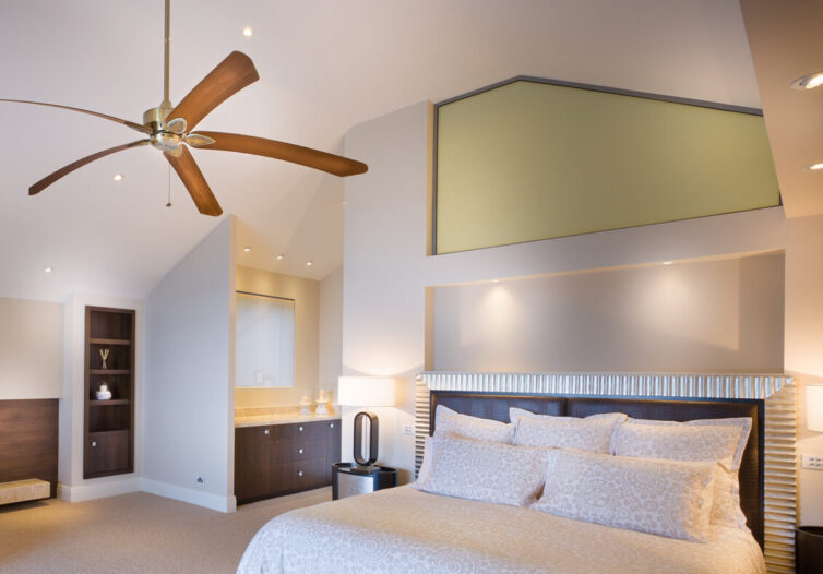 Bedroom with ceiling fan