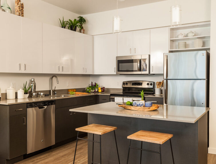 Kitchen with kitchen island