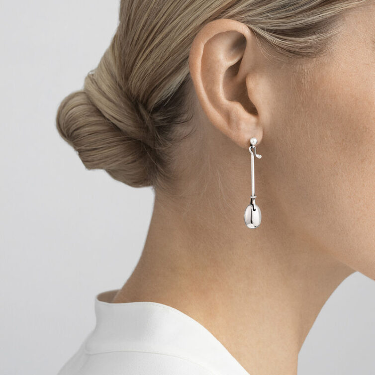 Dew drop long silver earrings - From georgjensen.com