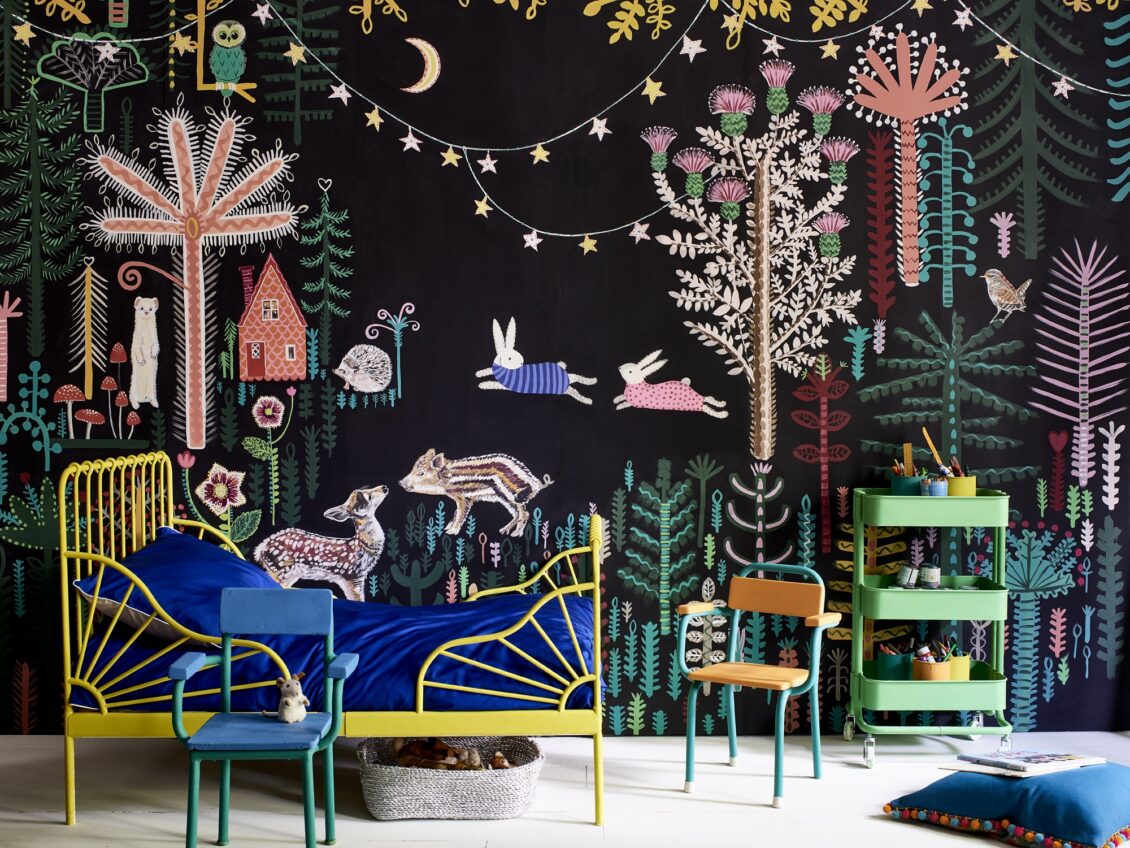 Annie Sloan Kids bedroom Chalk Paint mural by Lucy Tiffney in Athenian Black, Antibes and Barcelona.