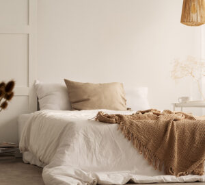 Linen Bedding. Natural bedroom.