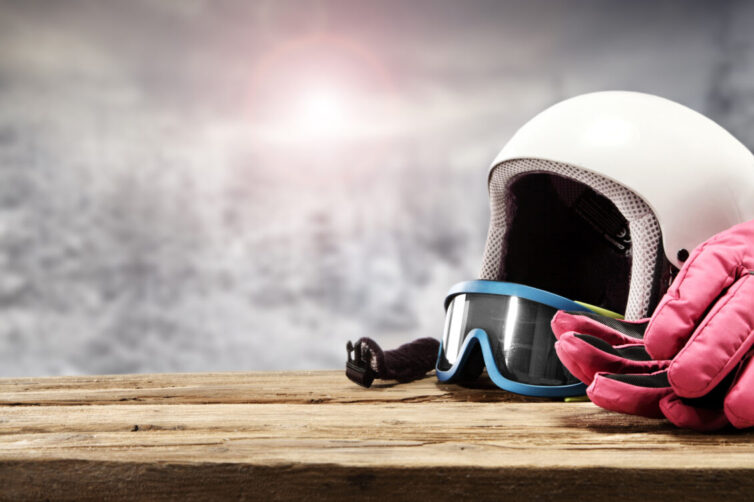 Ski googles, ski helmet and ski gloves