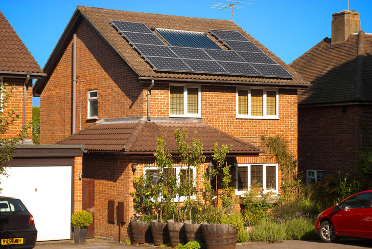 Detached house with solar panels - eco home