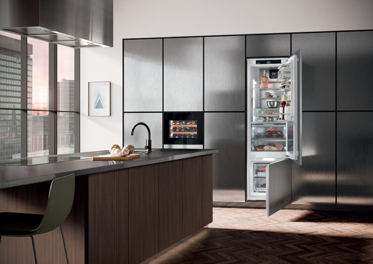 Modern kitchen units with intergrated Liebherr fridge