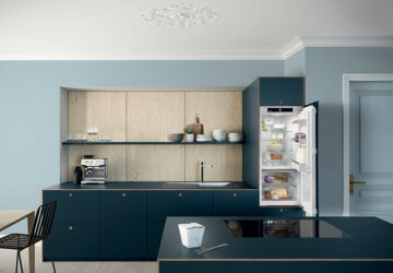 Modern dark kitchen units with intergrated Liebherr fridge