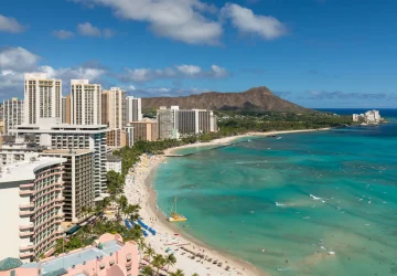 Waikiki beach, Honolulu, Oahu, Hawaii.